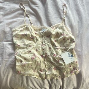 Never worn floral tank from Arizona brand!